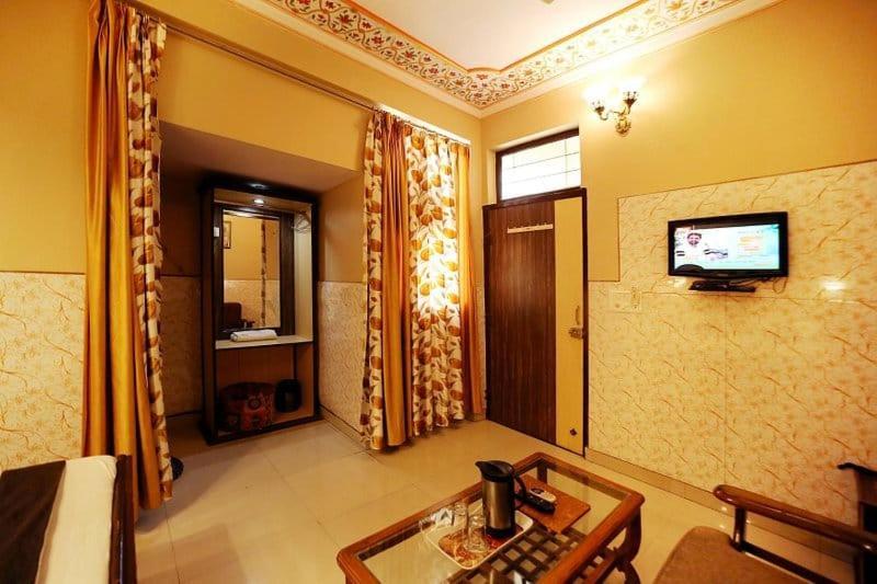 Hotel Golden Heritage Deluxe Jaipur Extérieur photo